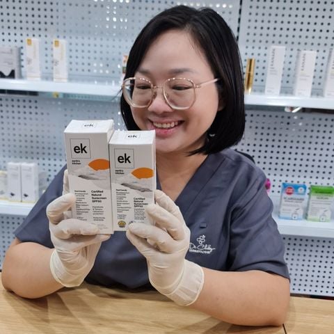 Kem Chống Nắng Thuần Tự Nhiên EK Kawakawa & Tamanu Cấp Ẩm Phục Hồi SPF50 150g
