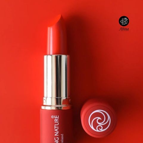 Son Môi Organic Màu Đỏ Cam Living Nature Lipstick Electric Coral