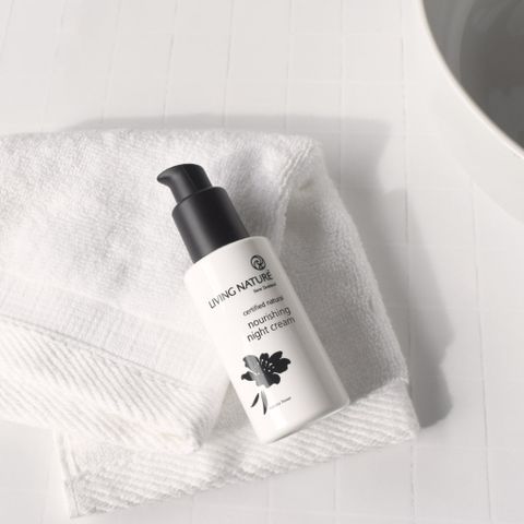 Kem dưỡng da ban đêm Nourishing Night Cream 60ml Dr Chubby Living Nature