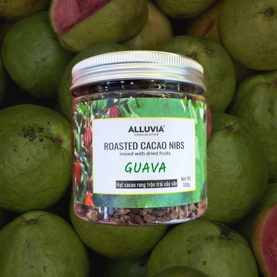  Cacao Nibs Mixed with Guava 