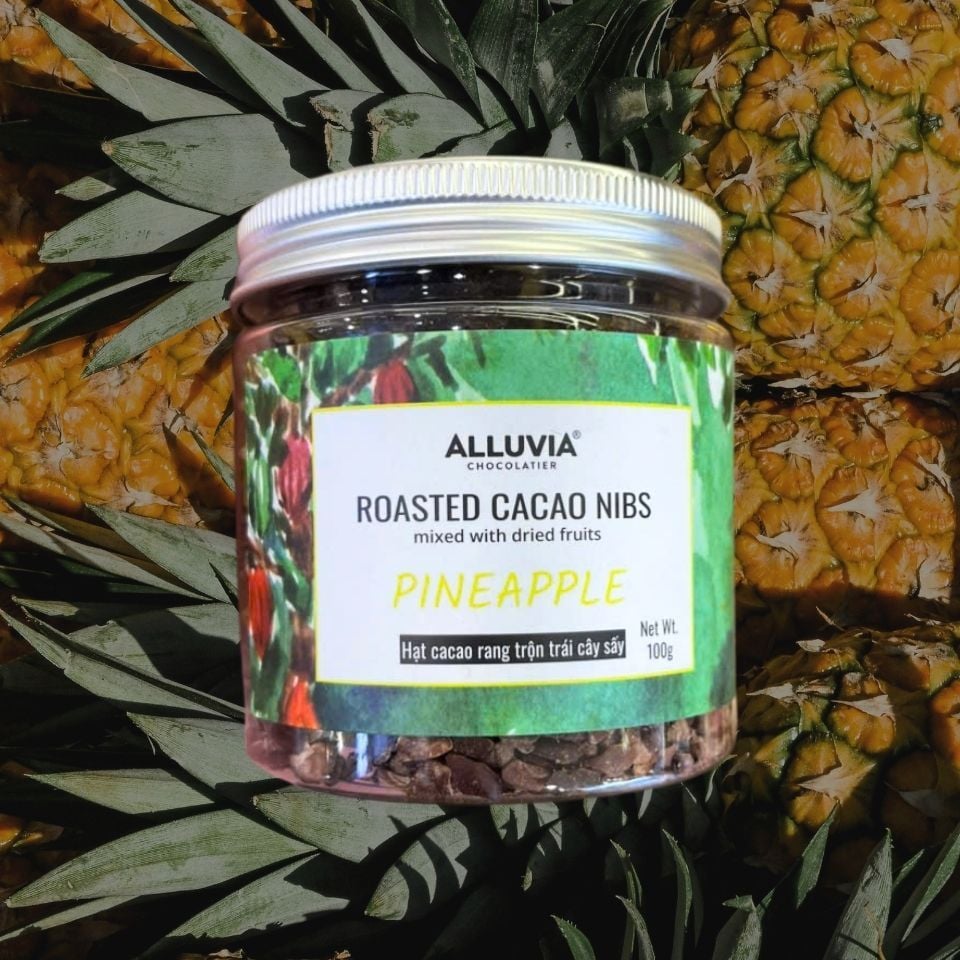  Cacao Nibs Mixed with Pineapple 