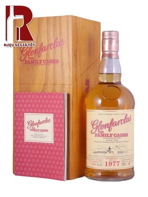 Rượu Glenfarclas 1977 Decanter Single Cask