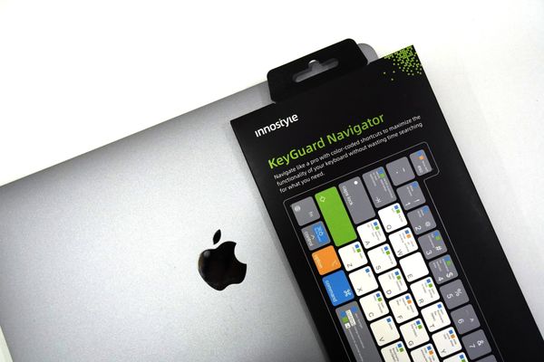 Phủ phím MacBook Air M2 2022, Ppro 14″/16″ 2021 innostyle (usa) keyguard navigator shortcut