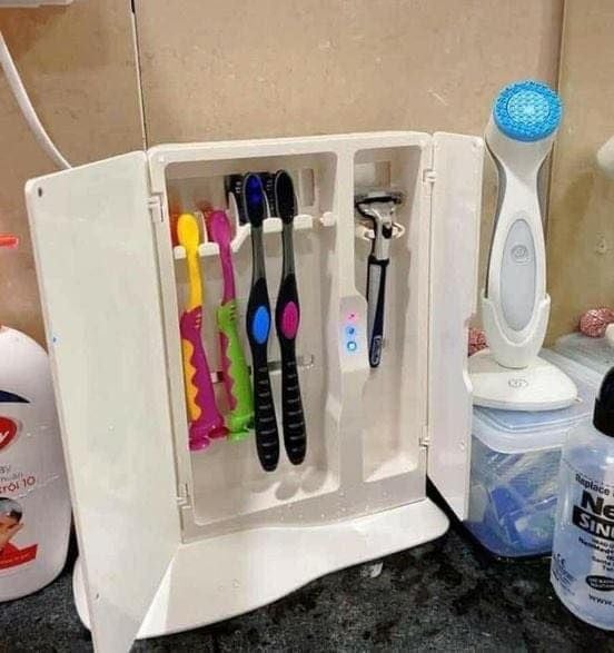  Máy tiệt trùng bàn chải đánh răng Utorex 