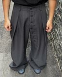  Loose Fit Pleated Buttoned Pants 