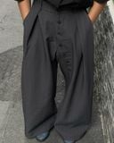  Loose Fit Pleated Buttoned Pants 