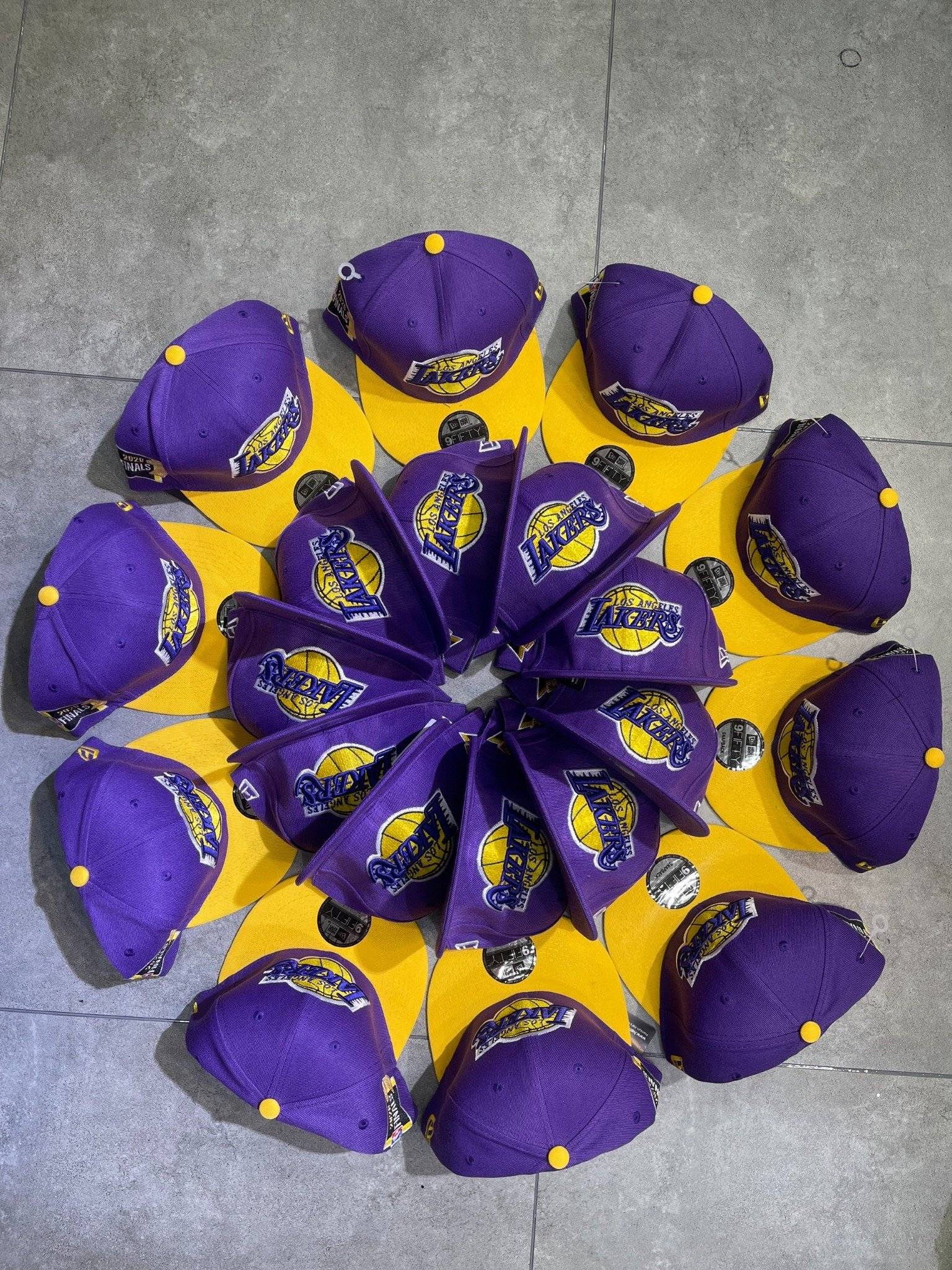 Mũ snapback 710038
