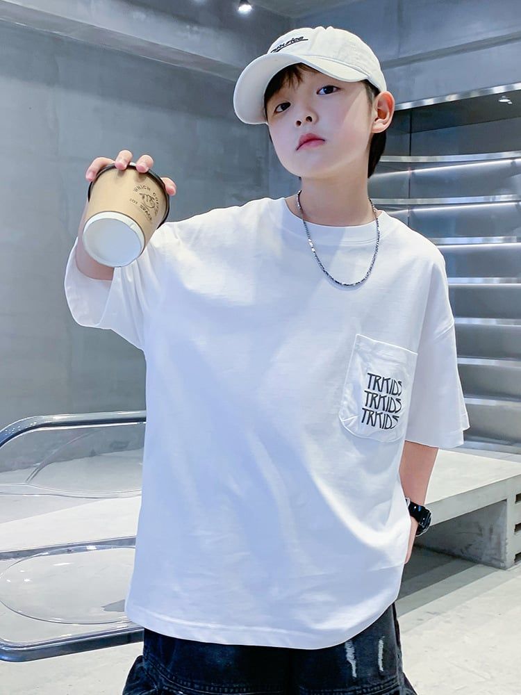 Áo thun ngắn tay đính túi A41