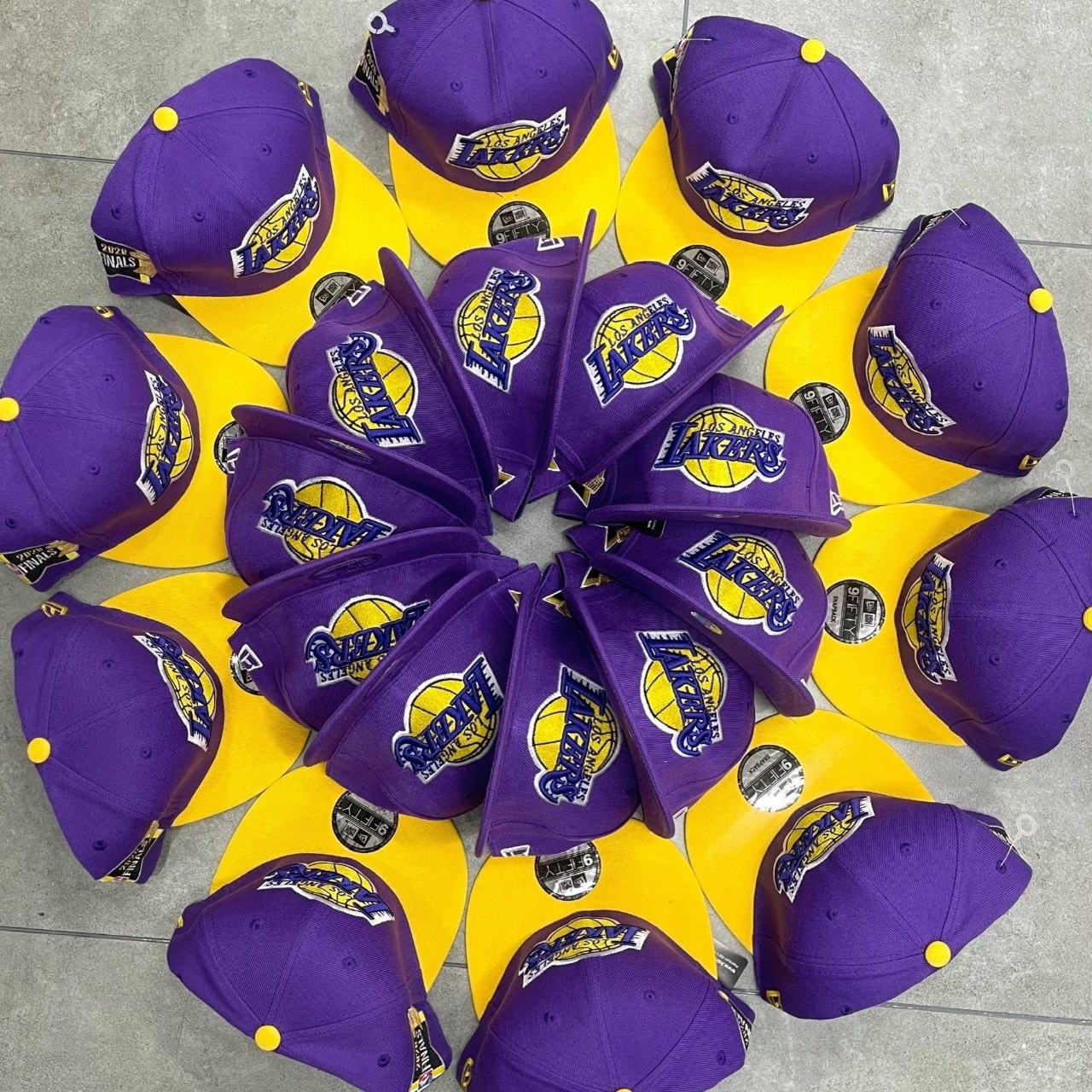 Mũ snapback 710038