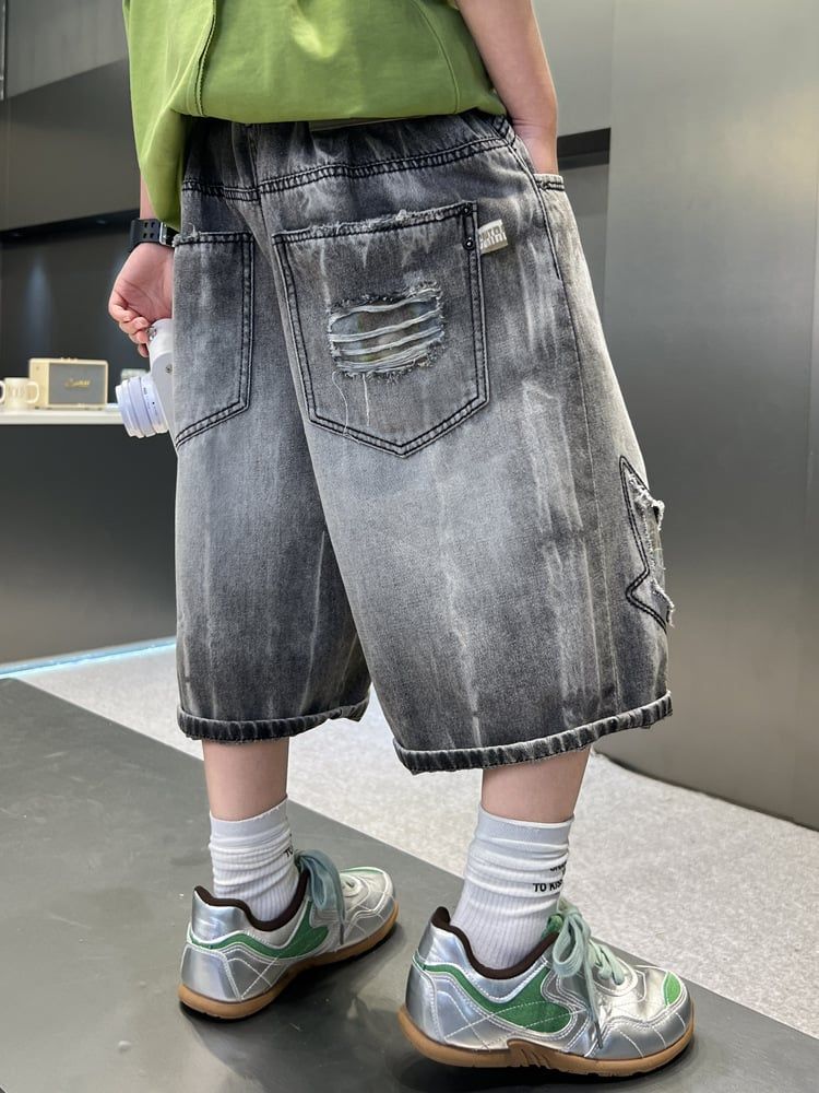 Quần bò ngắn đắp mác Q30