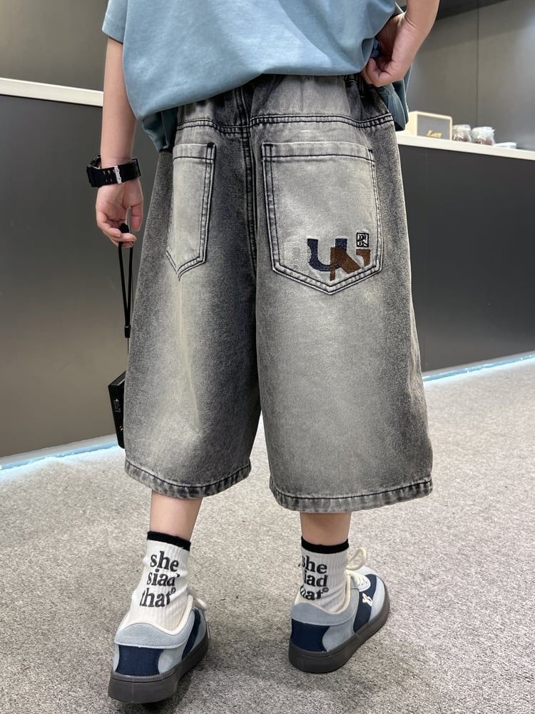 Quần bò ngắn túi thêu Q23