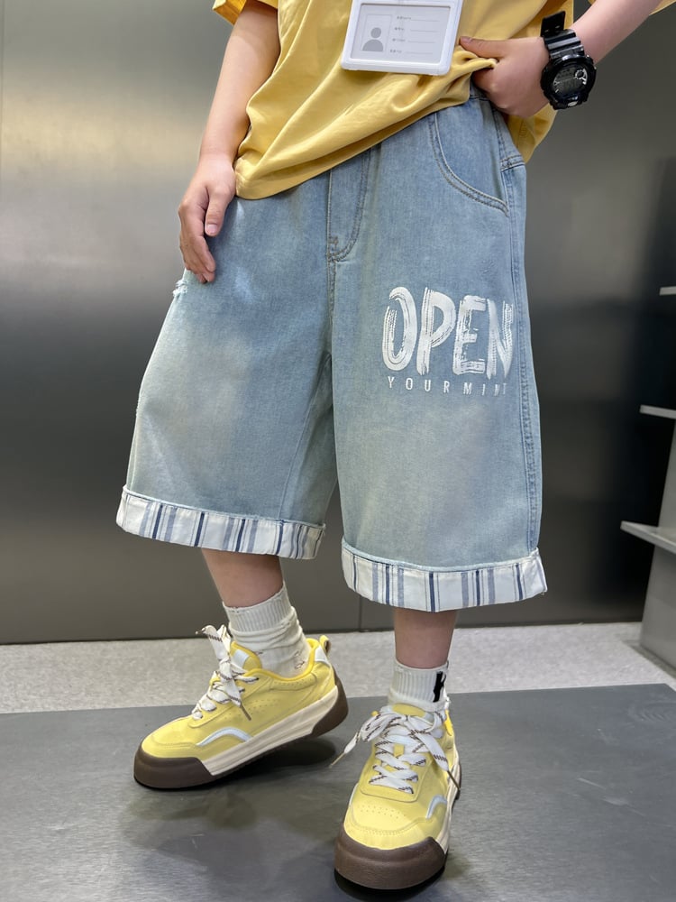 Quần bò ngắn OPEN Q26