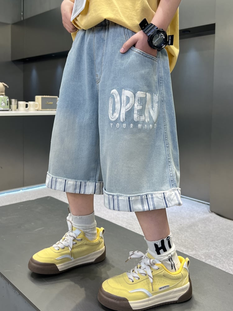 Quần bò ngắn OPEN Q26