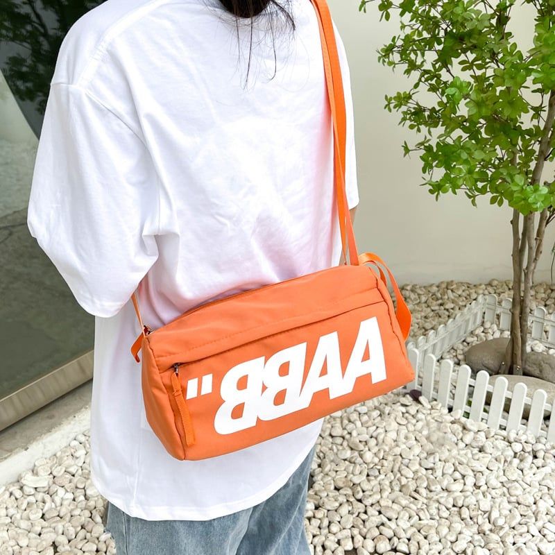 Túi xách đeo chéo T05