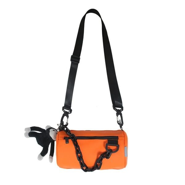 Túi xách hình trụ kèm khỉ bông T02