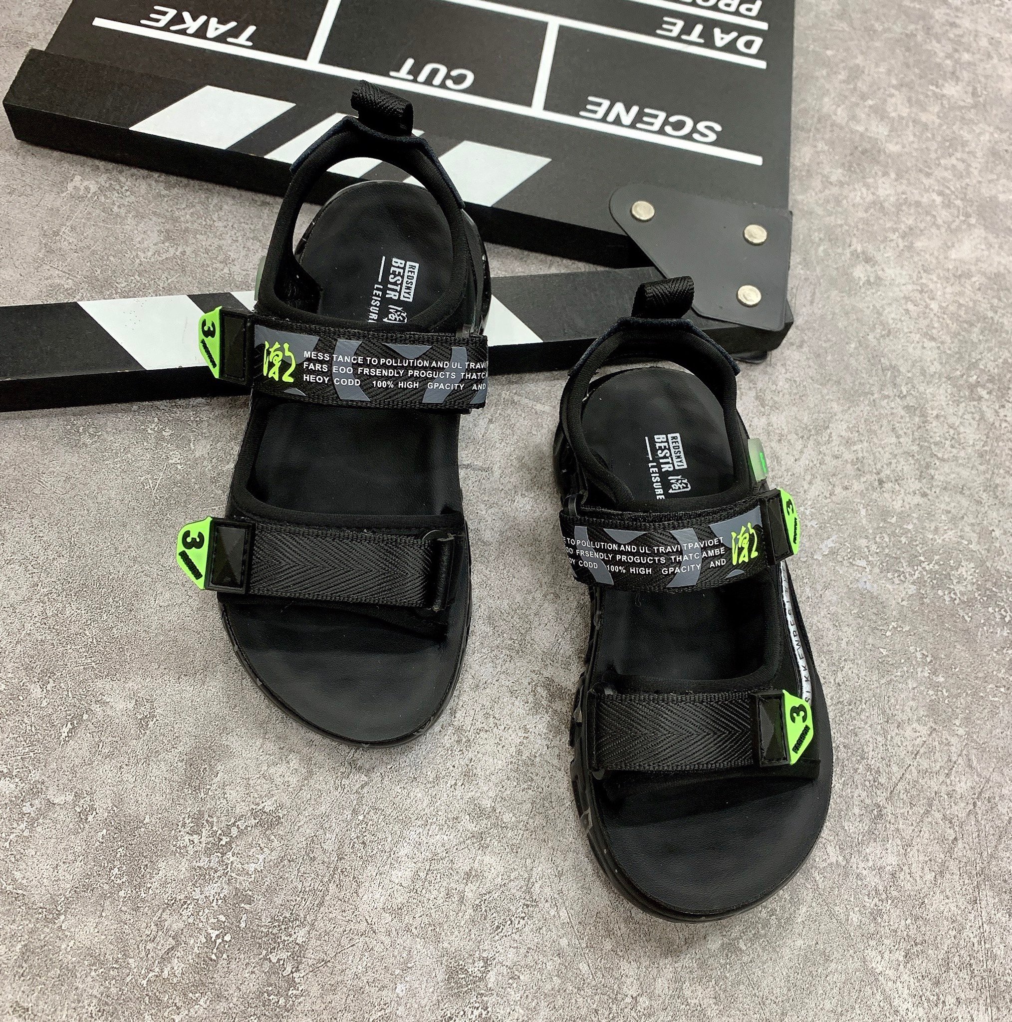 Sandal