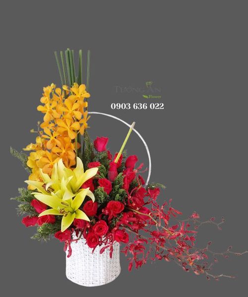 Giỏ Hoa Chắp Cánh