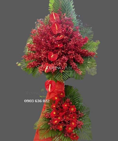 Hoa Chúc Mừng Công Danh Thắng Lợi