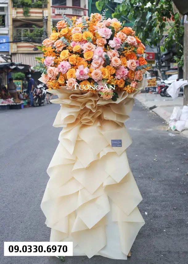  Kệ Hoa Tone Vàng Rực Rỡ - B445 