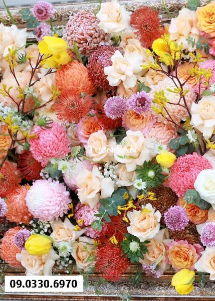 Kệ Tranh Hoa Thiết Kế