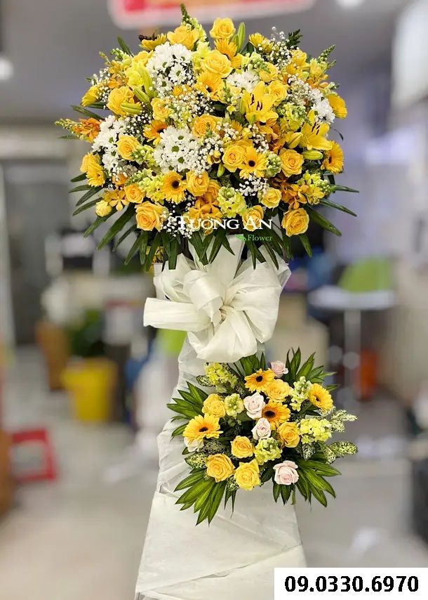 Kệ Hoa Chúc Mừng Đại Hội - B487