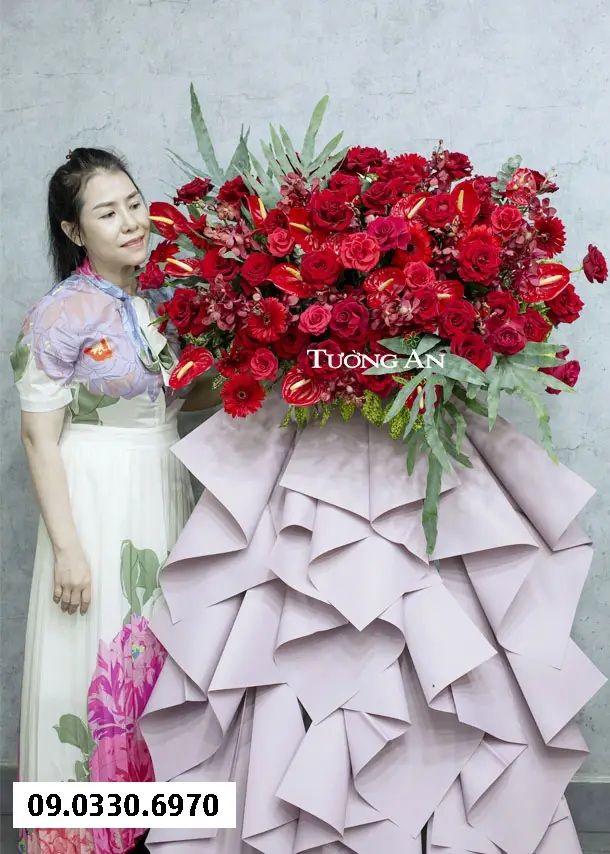  Kệ Hoa Chúc Mừng Hiện Đại - B532 