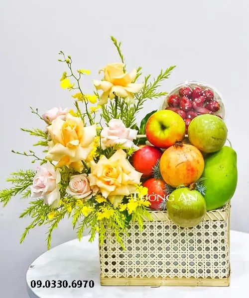 Giỏ Hoa Trái Cây