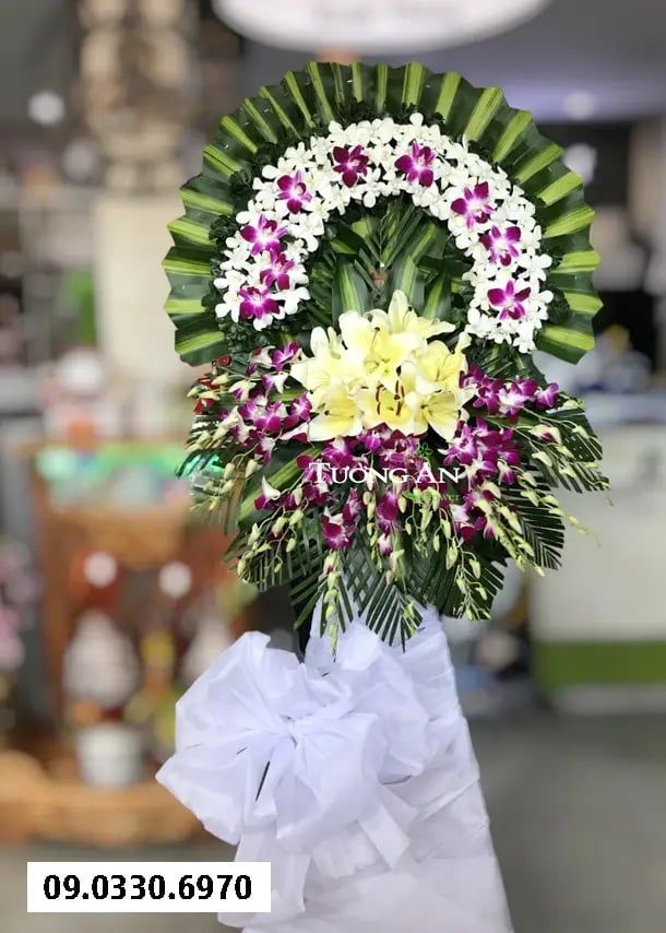  Vòng Hoa Viếng Sui Gia - B244 