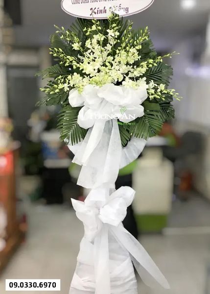 Vòng Hoa Tươi Viếng Đám Tang