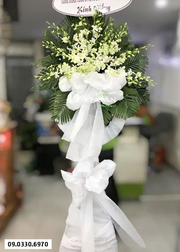  Vòng Hoa Tươi Viếng Đám Tang - B262 