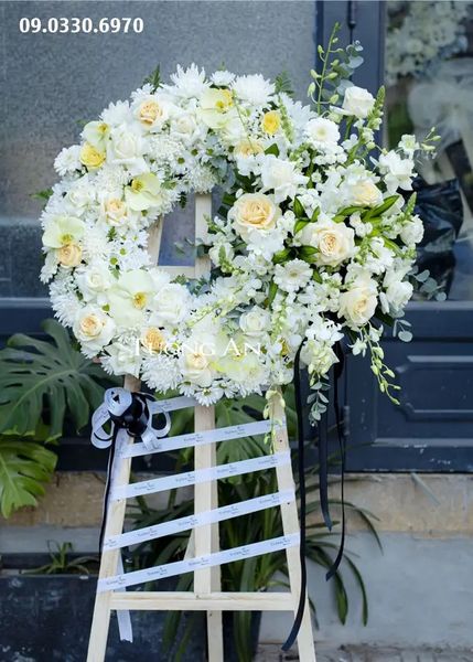 Vòng Hoa Chia Buồn