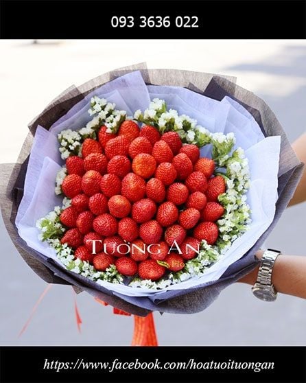 Bó Hoa Trái Cây Bé Dâu