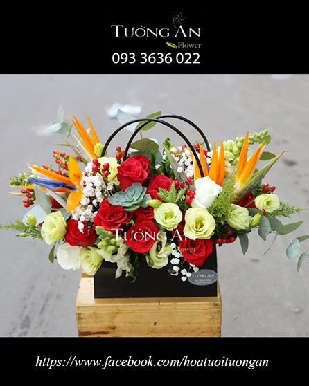 Giỏ Hoa Chào Ngày Mới