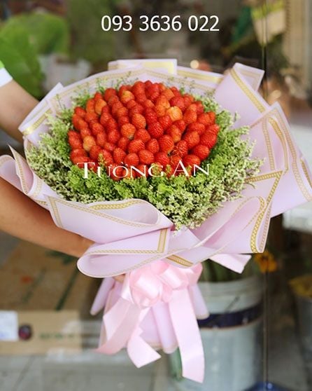 Bó Hoa Trái Cây Dâu Tây