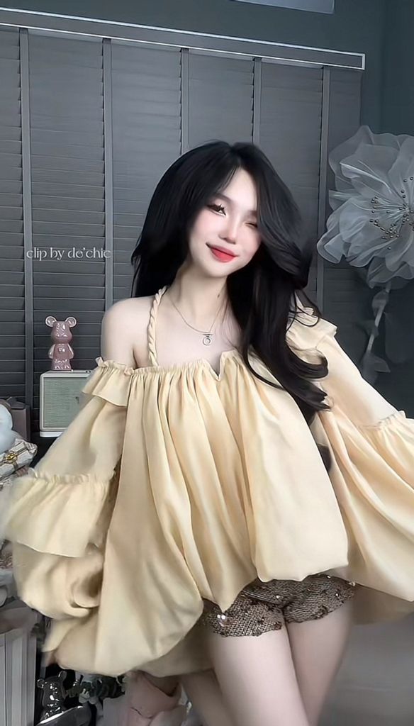 Set áo bồng cổ yếm kèm kim sa (E28)