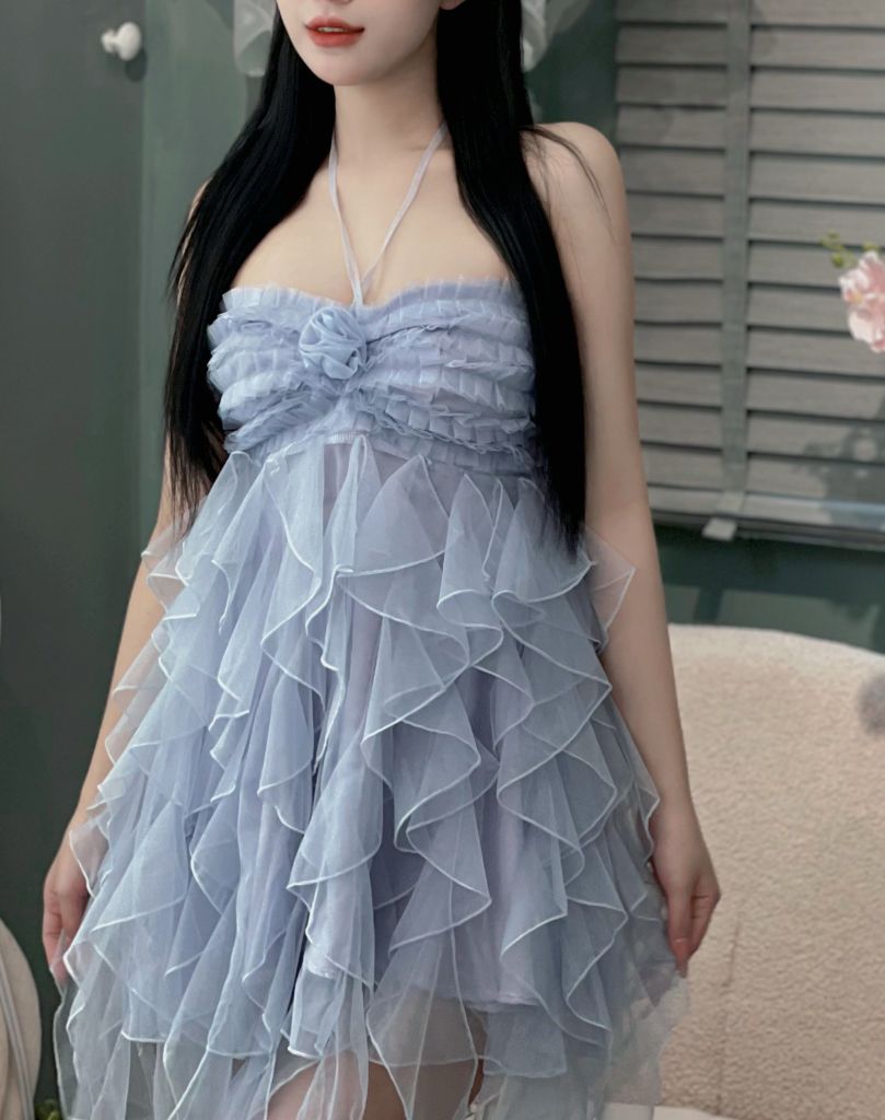 Đầm cúp tua rua ánh nhũ