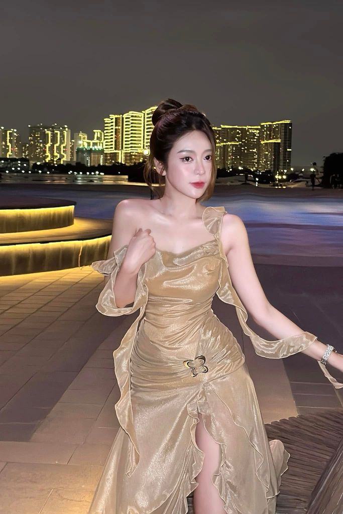 Đầm maxi voan tua rua tag bướm (Z32)