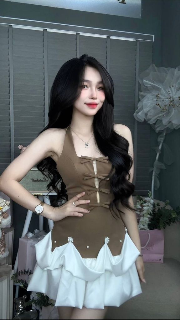 Đầm yếm đính ren hoa ngọc tháo rời (E30)