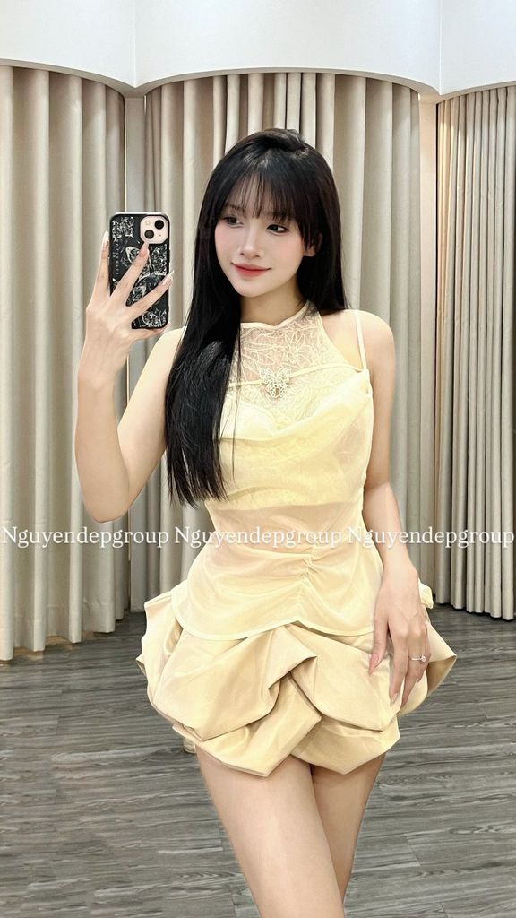 áo yếm lông cổ đổ