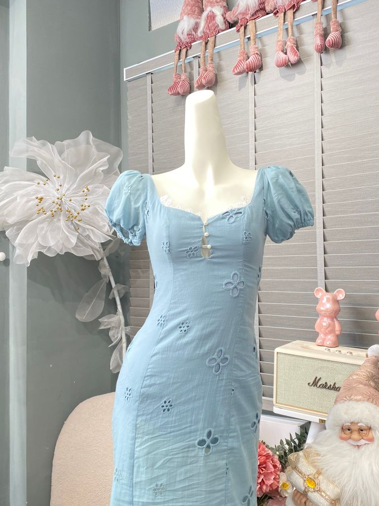 Đầm ôm viền ren dáng đuôi cá (C09)