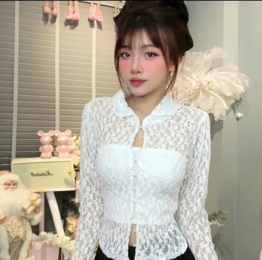 Áo dài tay ren đính nút