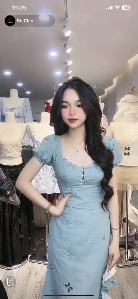 Đầm ôm viền ren dáng đuôi cá (C09)