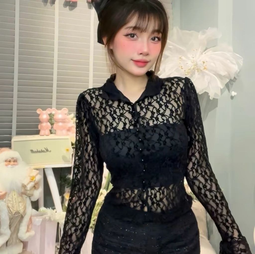 Áo dài tay ren đính nút