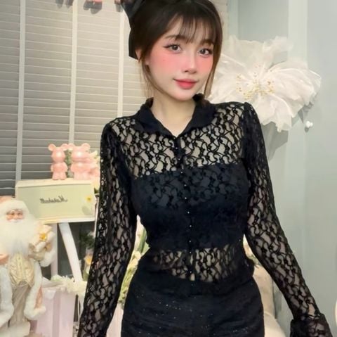 Áo dài tay ren đính nút