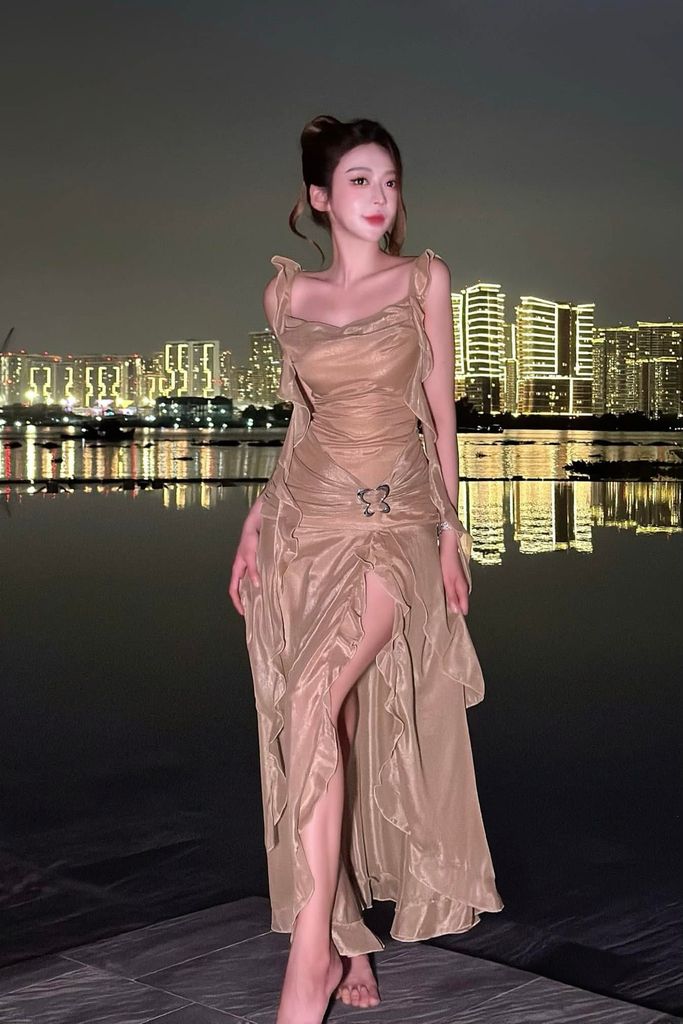 Đầm maxi voan tua rua tag bướm (Z32)