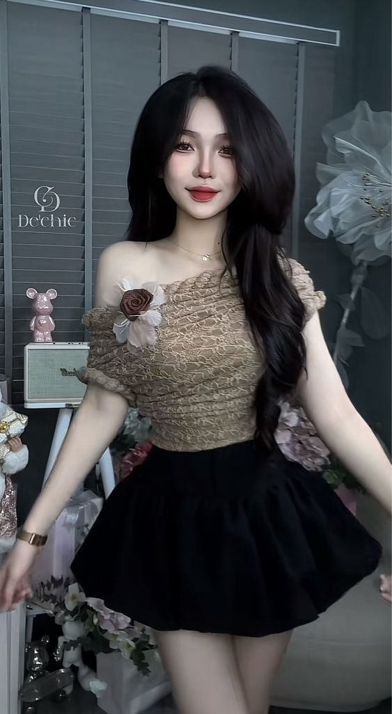 Set áo bẹt vai lưới dây thừng kèm hoa (E64)