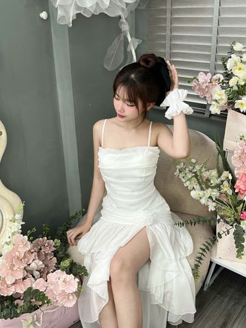 đầm 2s maxi dáng dài xẻ tà phối hoa+dây buộc tóc