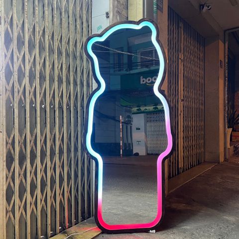 80x180cm Gương soi chú gấu khung gỗ AAArealhome GG Gương soi chú gấu khung gỗ đèn led chạy đuổi