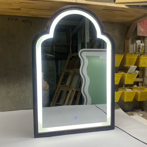 60x90cm Gương soi mái vòm khung gỗ đèn led AAArealhome V12L