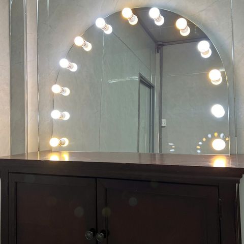 100x80cm Gương trang điểm đèn led AAArealhome V1KV BH trắng vàng